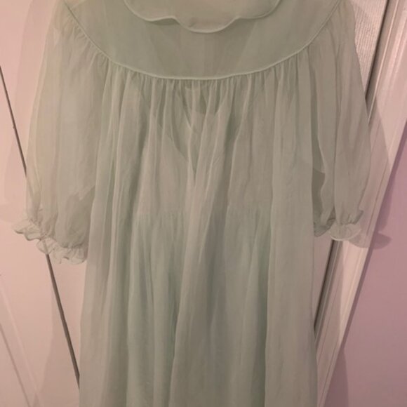 Vintage- 2 piece Negliche! - Picture 2 of 11